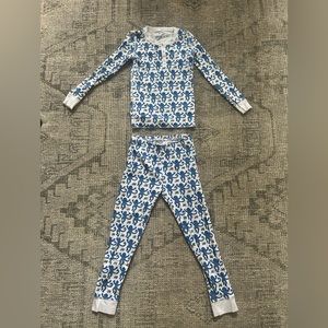Kids Roller Rabbit blue monkey pajama set in size 8. Worn once!
